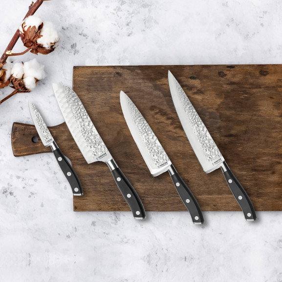 Carbon - Couteau santoku 18 cm martelé avec protection de lame