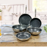 Lot de 2 poêles 24-28cm