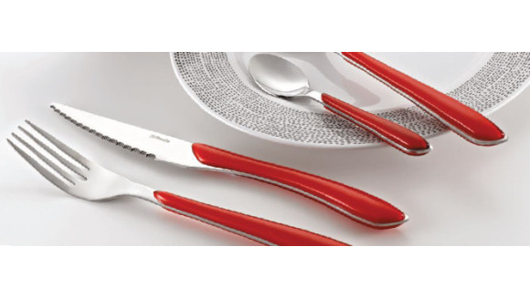 Cuberterìa de colores